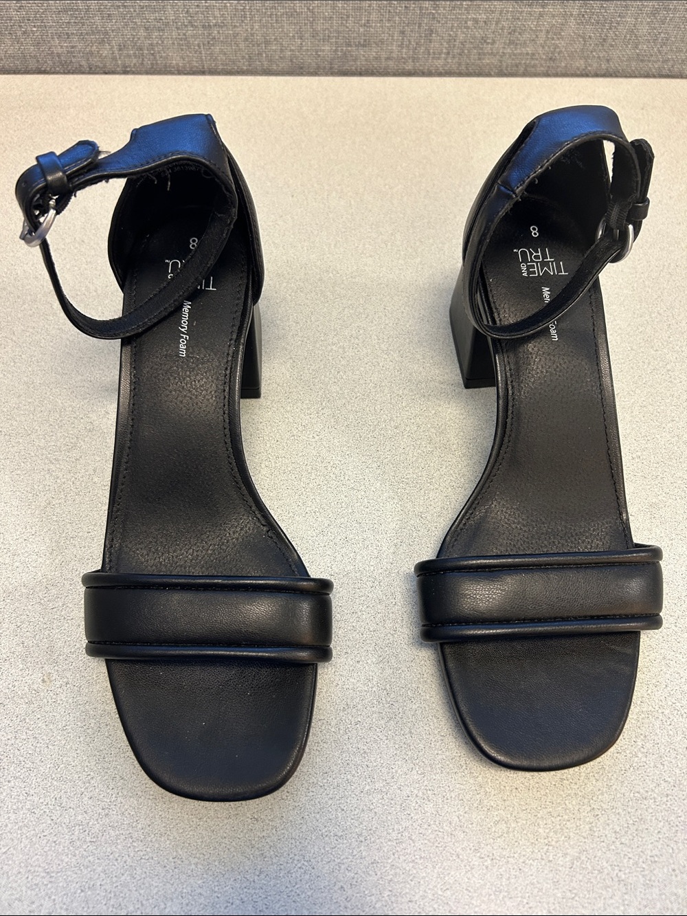 Tim and Tru Black Women's Ankle-Strap Block Heel Sandal Memory Form Size 8